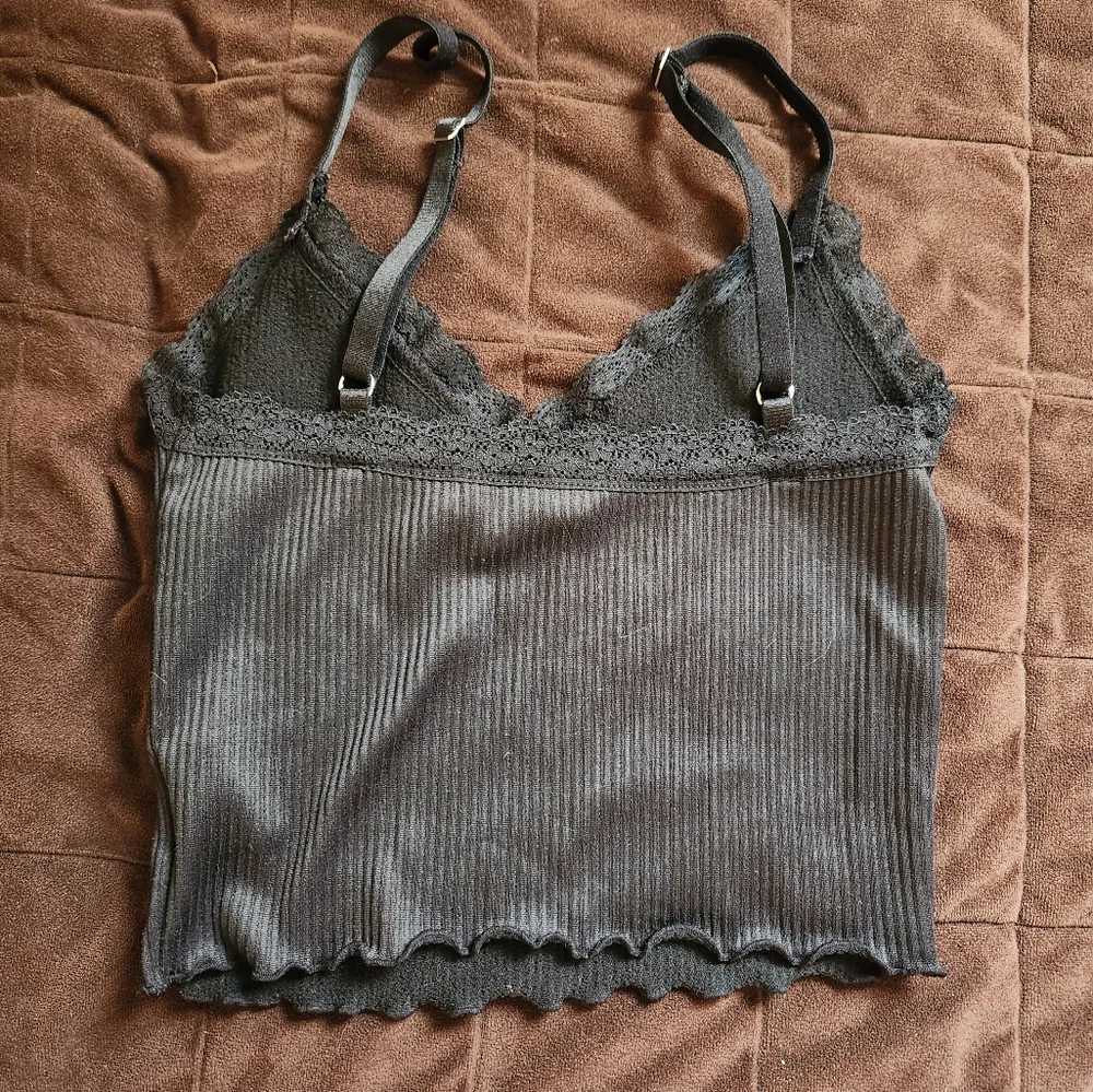 DIVIDED Black Lace Tank Crop Top XS - Picture 2 of 4
